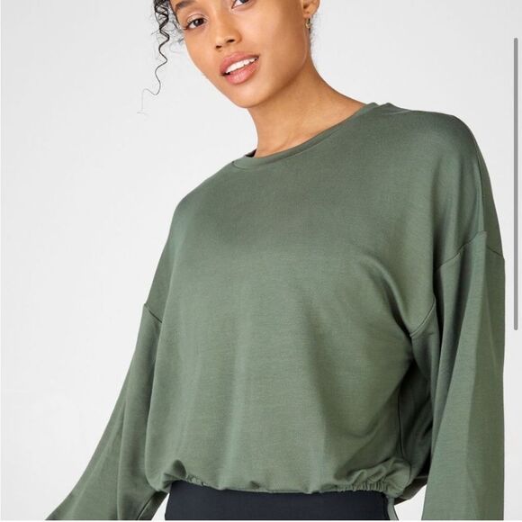 Fabletics Monica Cinched Pullover Green Cropped Silhouette NEW - Picture 1 of 11